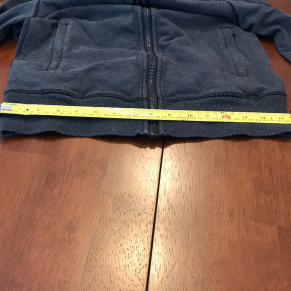 Lululemon Jacket - Picture 5 of 9